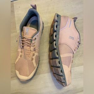 On Cloud 6 Waterproof Athletic Sneakers Mauve/Zinc - Size 11